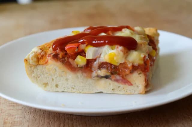 Jak zrobić szybką pizzę w 30 minut - łatwy przepis na smaczny posiłek Jak zrobić szybką pizzę w 30 minut - łatwy przepis na smaczny posiłek