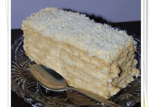 Pyszny przepis na ciasto rafaello z adwokatem, które zachwyci Twoich gości Pyszny przepis na ciasto rafaello z adwokatem, które zachwyci Twoich gości