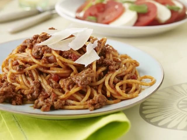 Czym doprawić spaghetti - 7 sekretów mistrzów włoskiej kuchni Czym doprawić spaghetti - 7 sekretów mistrzów włoskiej kuchni